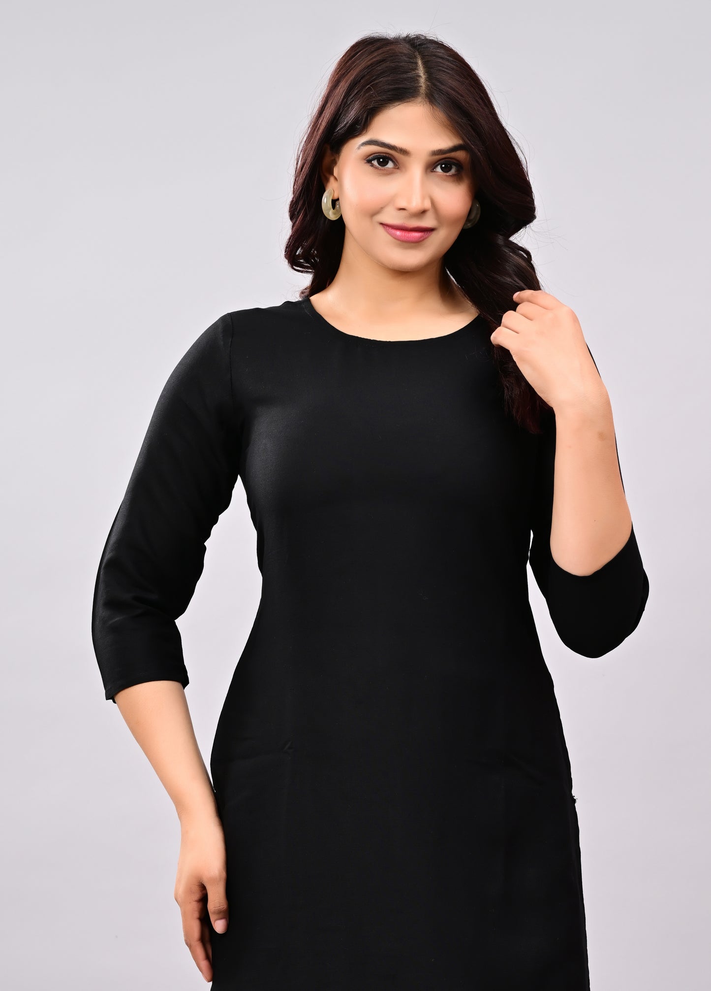 Charvi Pretty Women Back Less  Kurta Sets